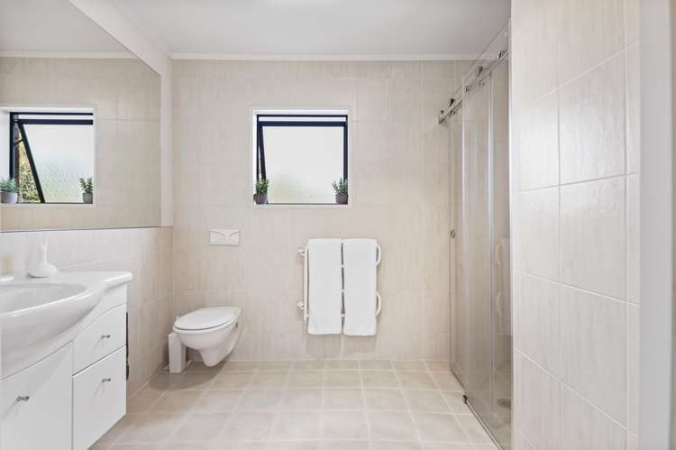 5 Landell Place Harrowfield_22