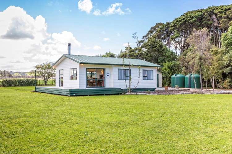 113 Hull Road Waiuku_5