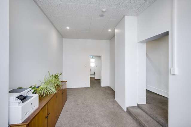 124 Queen Street East Hastings Central_2