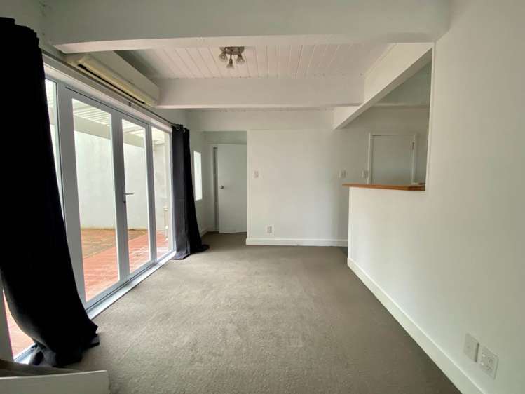 2/38 Kitchener Road Milford_7