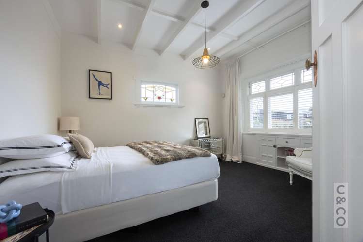 56 Queen Street Riverhead_18