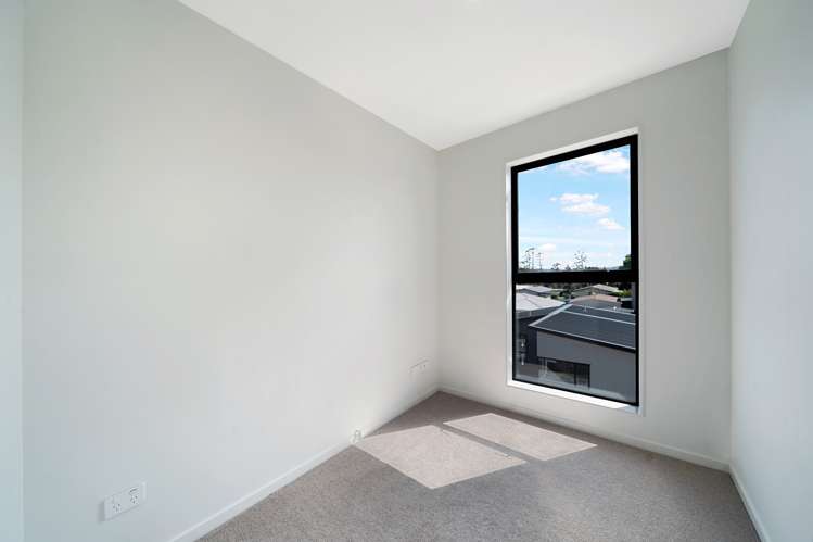 4/107 Hobsonville Road West Harbour_15