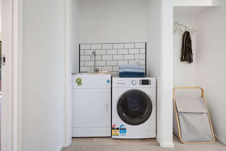 18a Avalon Crescent Fernhill/Sunshine Bay_16