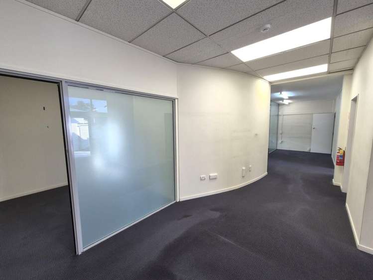 Unit 2, 40 Main Road Waikanae_8