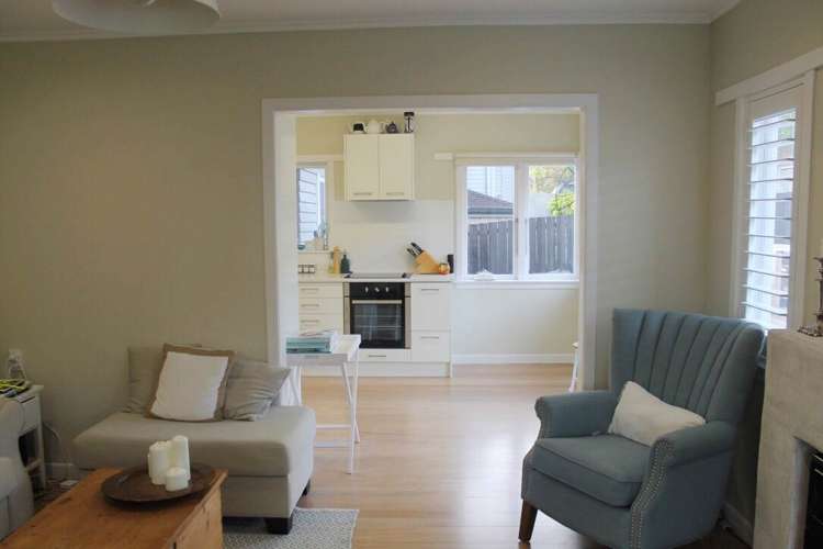 7 Kenmure Avenue Forrest Hill_7