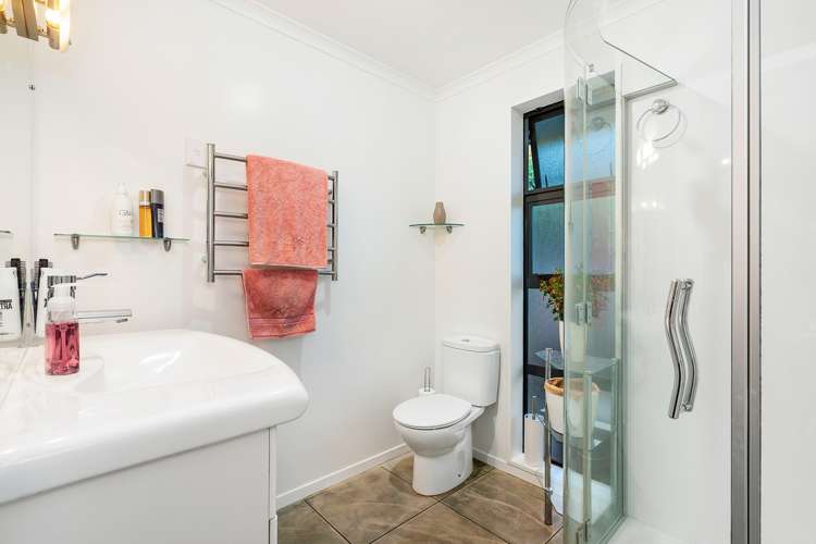 267 Fairway Drive Kamo_10