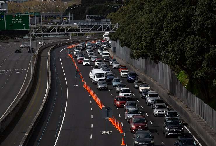 Traffic19092020NZHSWbridge10