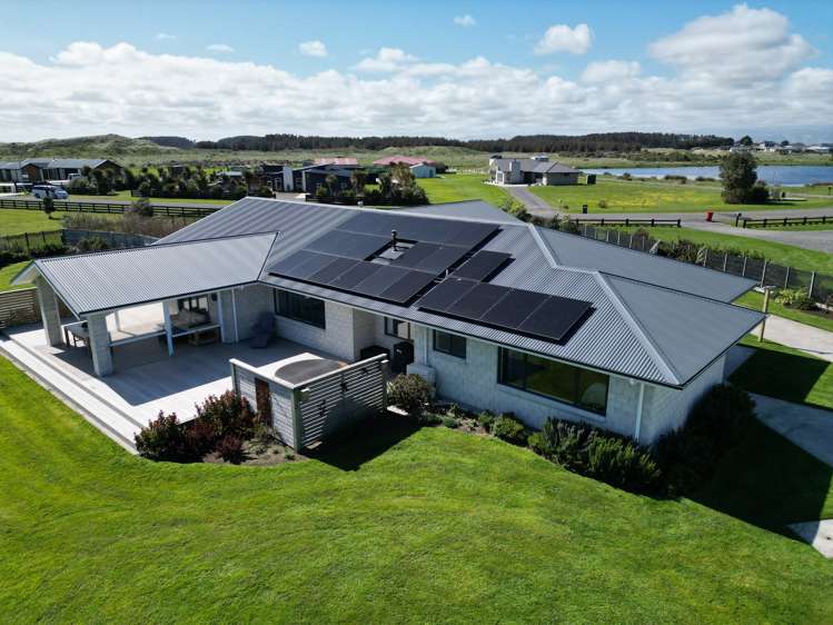 8 Carex Grove Foxton Beach_14