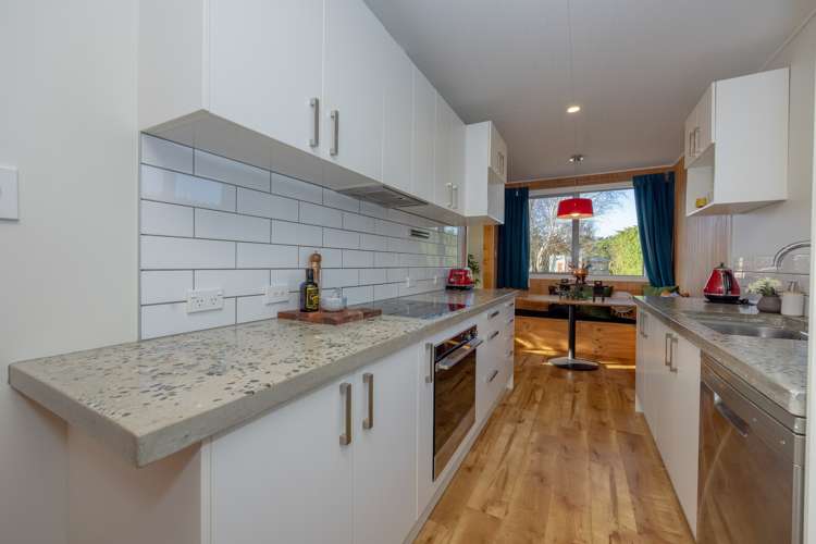 130 Lagoon Avenue Albert Town_10