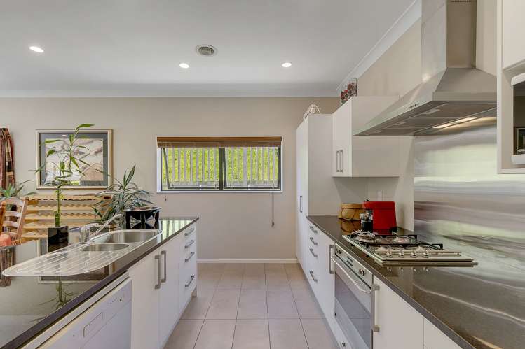 3 Didsbury Grove Churton Park_4