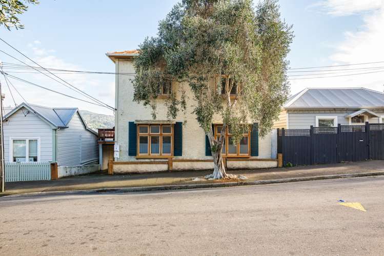 40 Austin Street Mount Victoria_2