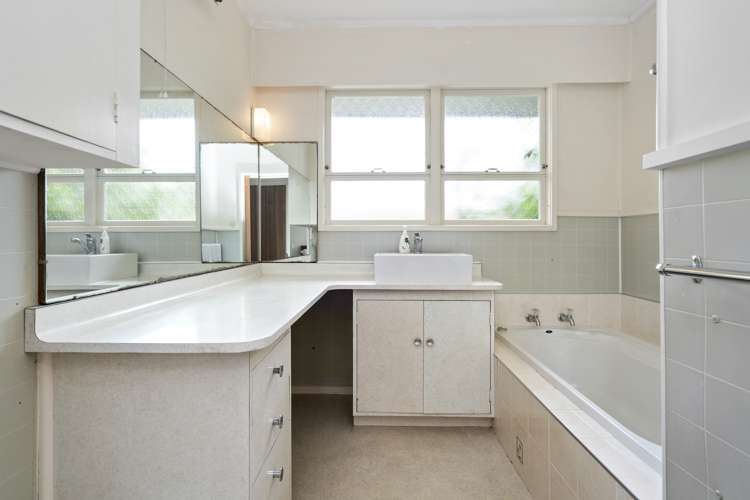 83 Moore Street Leamington_18