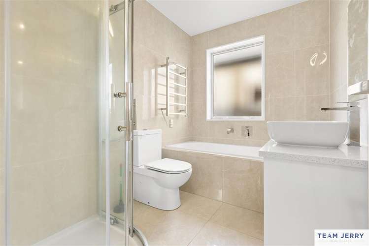 233 Murphys Road Flat Bush_19