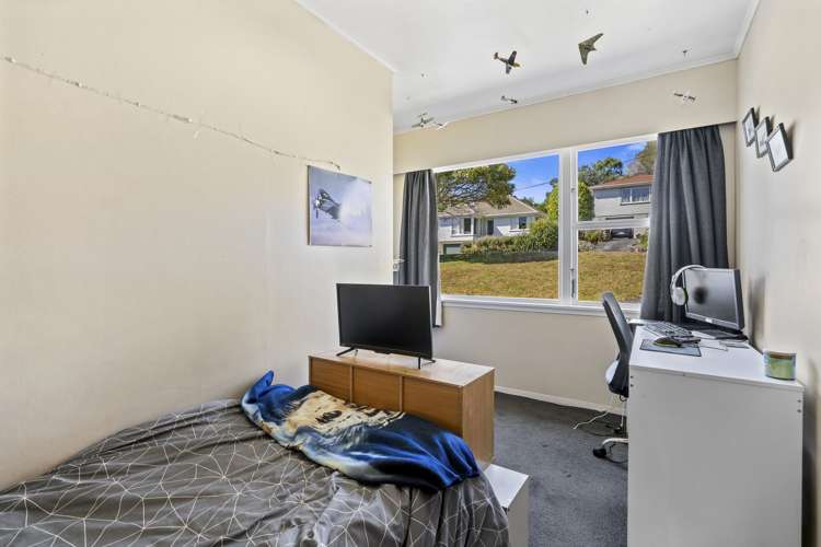 38 Larsen Crescent Tawa_10