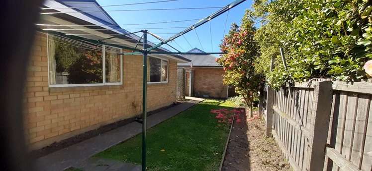 58b Huxley Street 1551_8