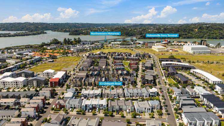 53 Glidepath Road Hobsonville_29