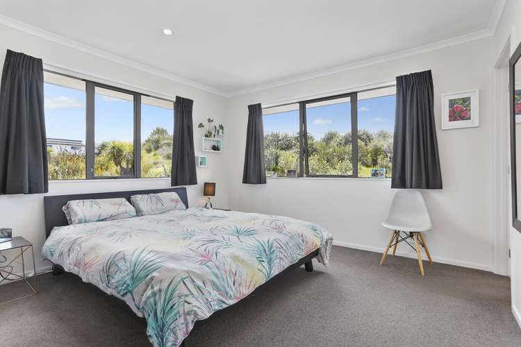 65 Maylee Crescent Gulf Harbour_13