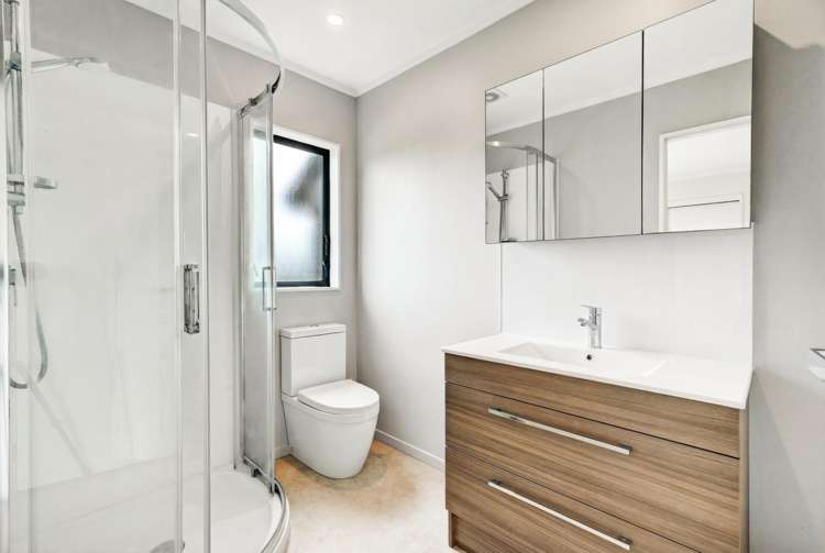 2/28 Pahi Place West Harbour_16