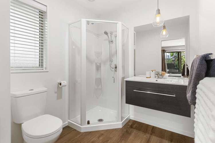 33 Broadhaven Avenue Parklands_9