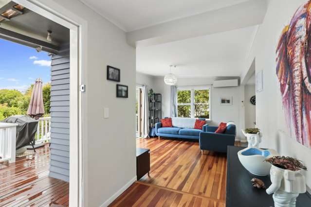 83 Mcleod Road Te Atatu South_3