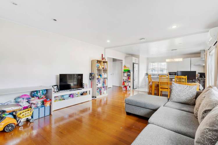 9 Wilsher Crescent Henderson_7