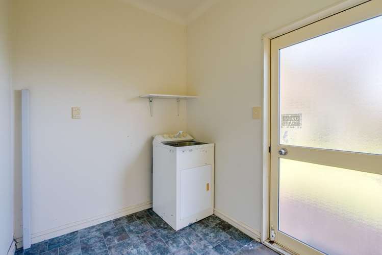 112 Sandspit Road Waiuku_15