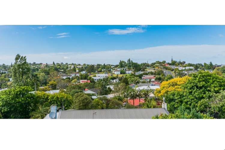 2/223 Rangatira Road Beach Haven_1