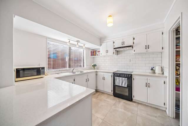 1/59 Youngs Road Papakura_4