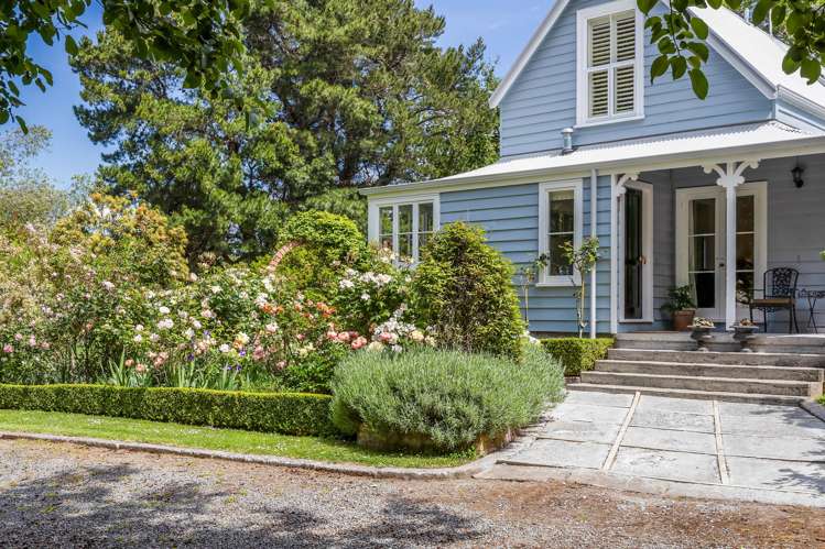 211 Summerhill Road Cust_28