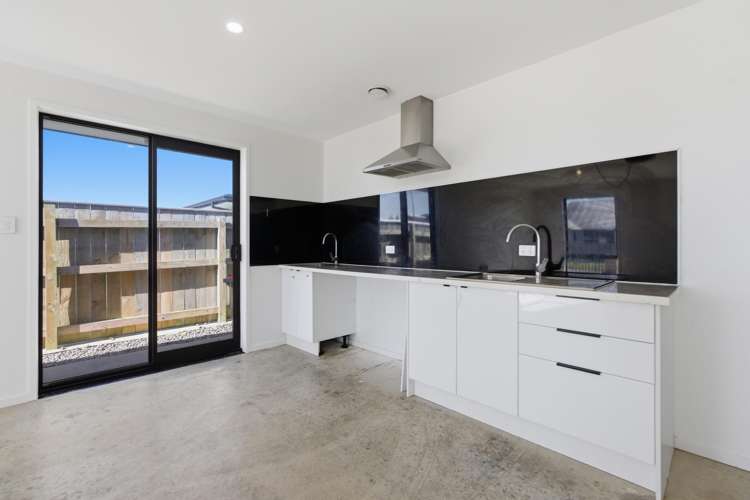 9 Pukatea Street Hawera_24