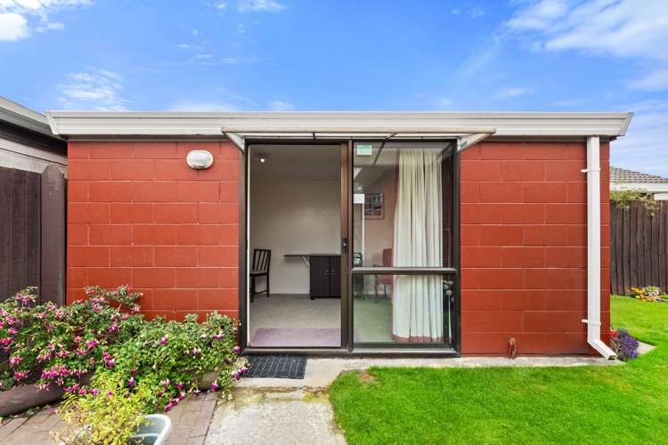 2/4 Limburg Lane Spreydon_19