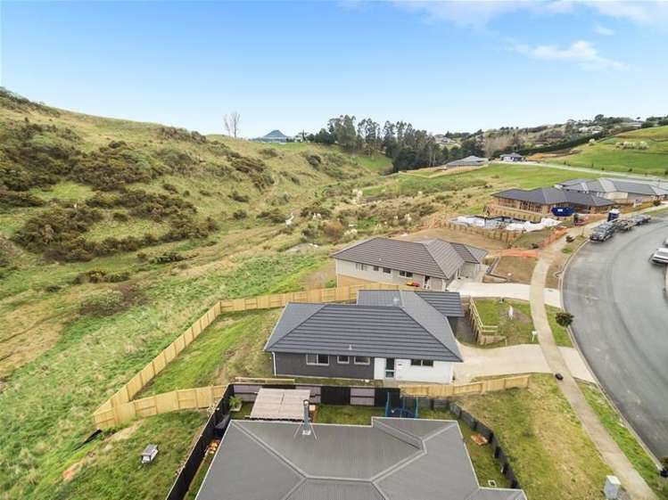 154 Ballintoy Park Drive Welcome Bay_18