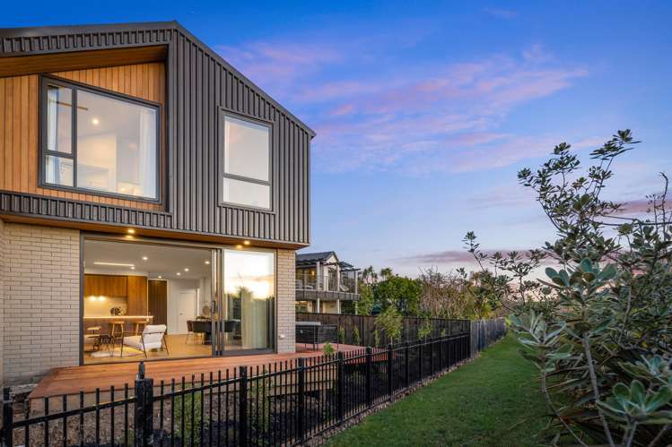 Lot 7/98 & 100 Walker Road_0