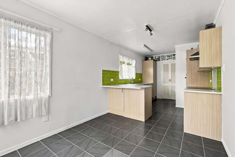 12 Papa Place_4