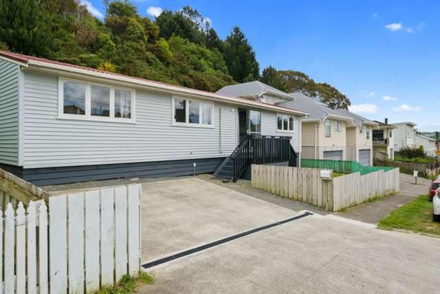 74 Hampshire Street Cannons Creek_1