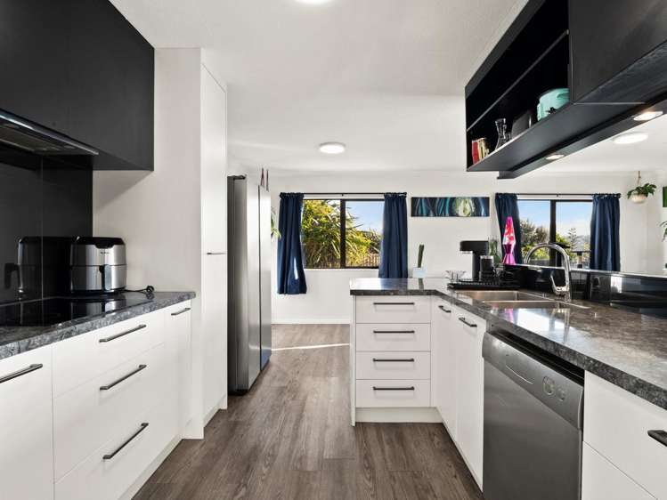 6 Lennox Street North East Valley_4