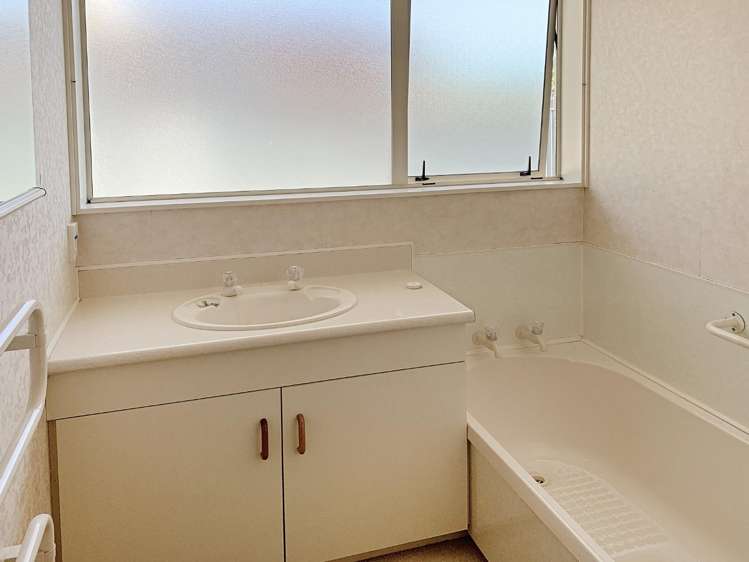 81 Winchester Street 10516_6