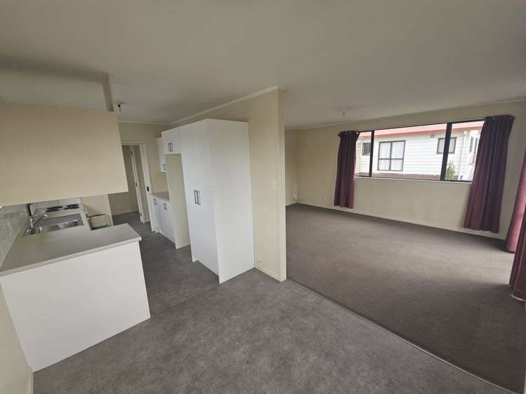 2/80 Palmers Road Clendon Park_3