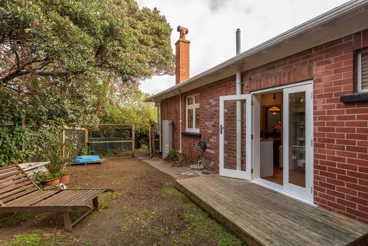 32 Totara Road Miramar_11