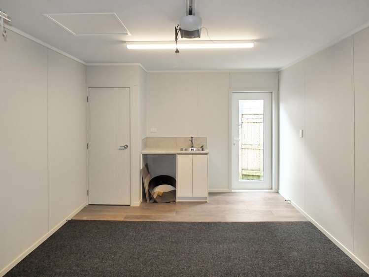 6 Hof Lane Foxton_11