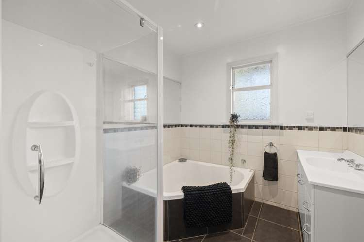 41 Cotswold Avenue Bishopdale_16