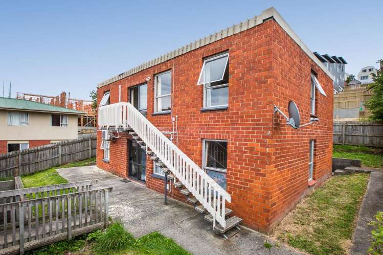 2/102 Harbour Terrace_0