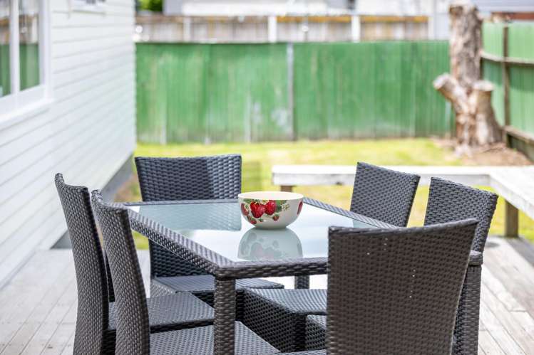 4 Colstone Street Glenview_15