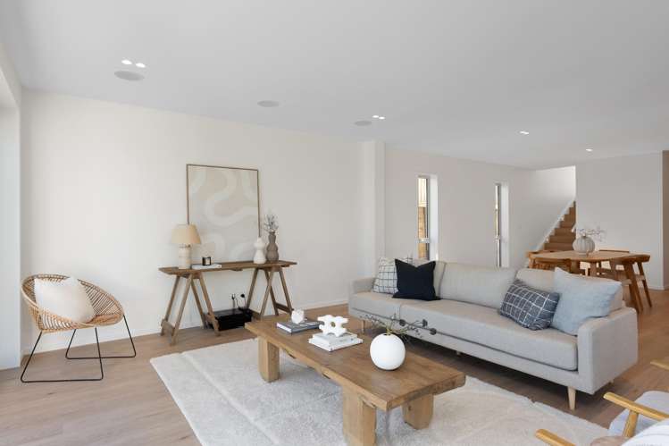 2/1 The Brae Mt Pleasant_4