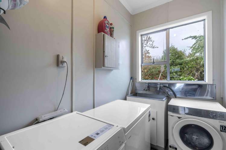 1 Green Lane Riverton_10