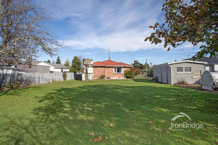 52 North Terrace Darfield_11