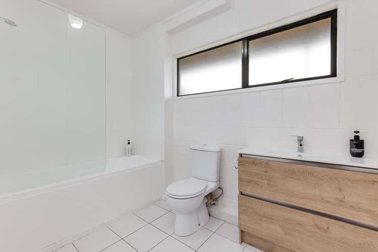 154 Carnoustie Drive Wattle Downs_18