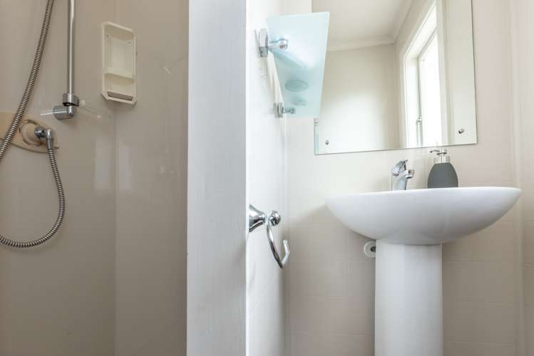 224 Kennedy Road Onekawa_11