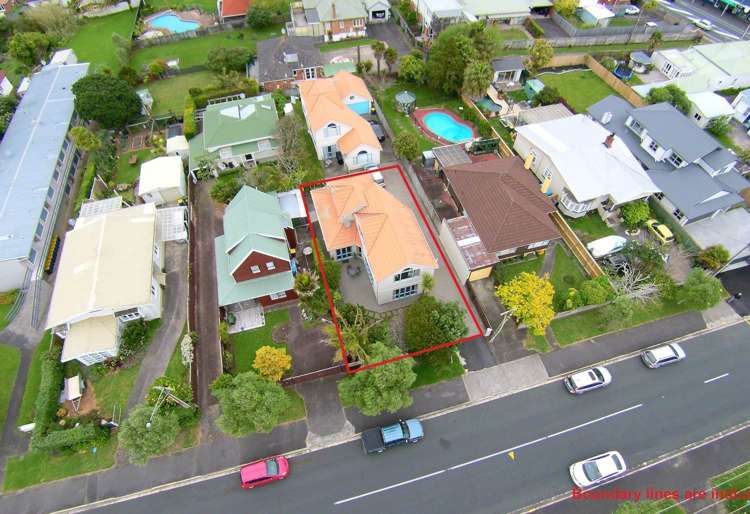 83 Old Lake Road Narrow Neck_21