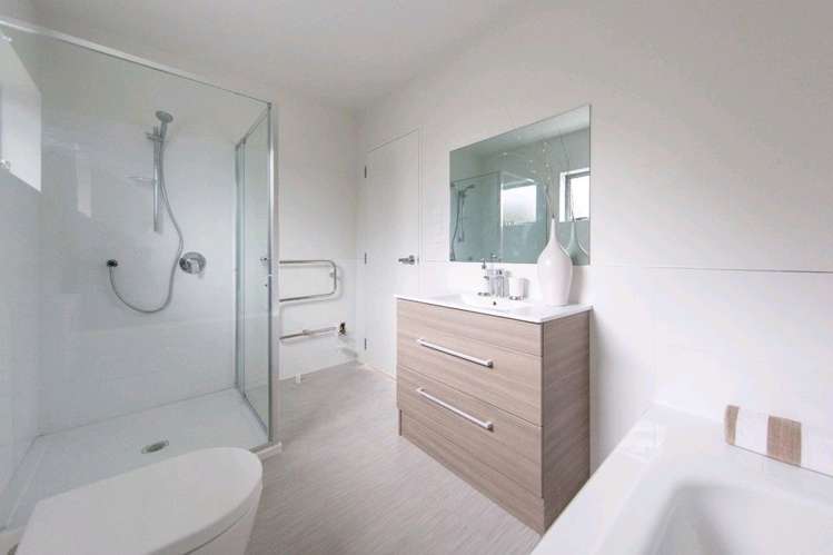 38 Archibald Road Kelston_10